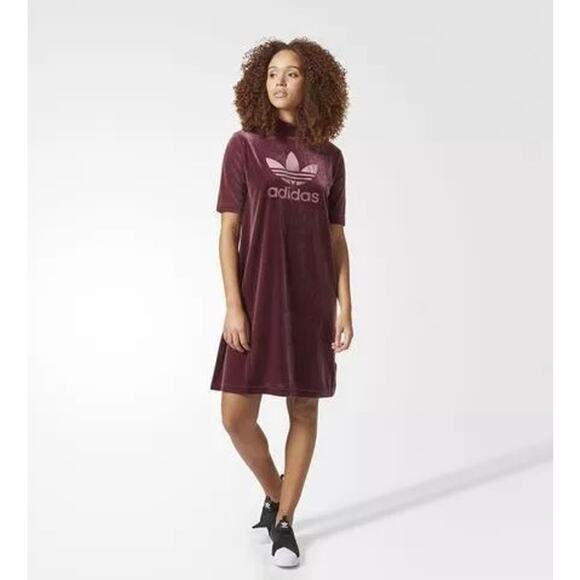 Adidas Velvet Vibes Short Dress Maroon Women’s Size Small NWT Athletic Casual - Picture 1 of 8